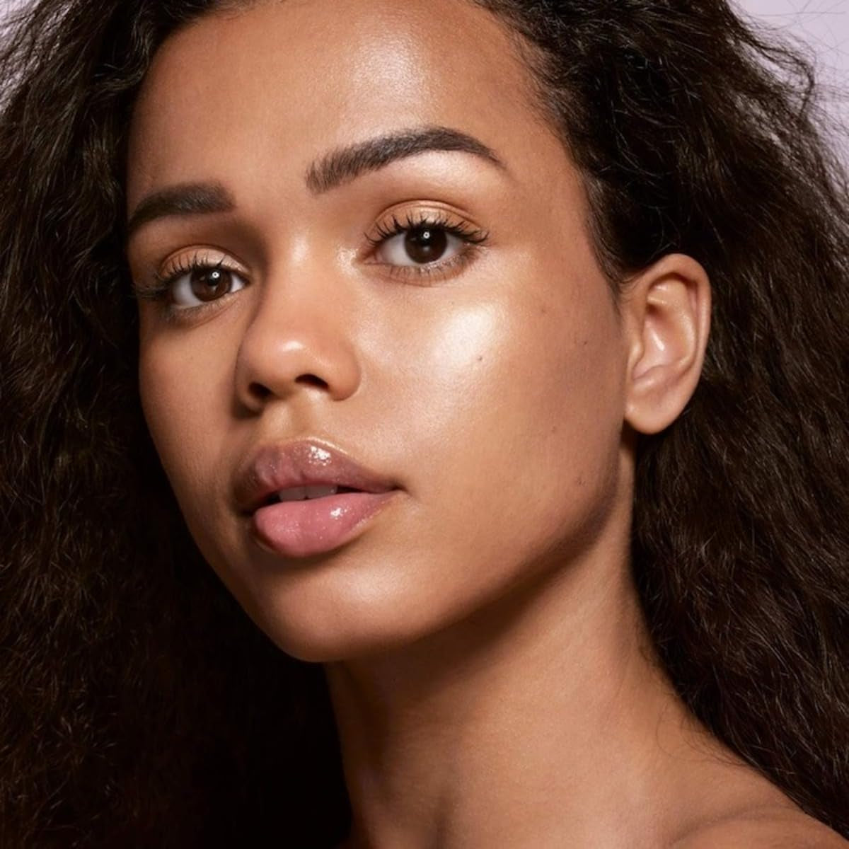 Demi'Glow Light-Diffusing Highlighter by